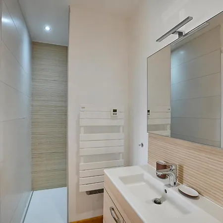 Beautiful In With Heated Swimming Pool Orsan